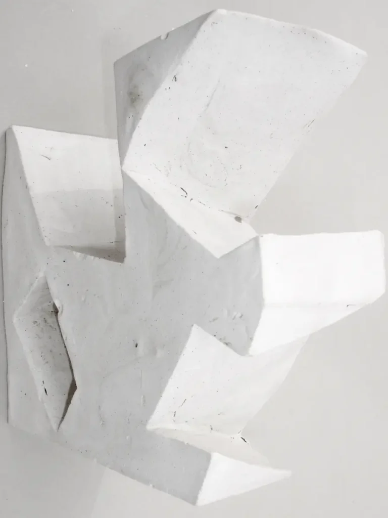 Brigitte Salzmann - should i, 2006, gips