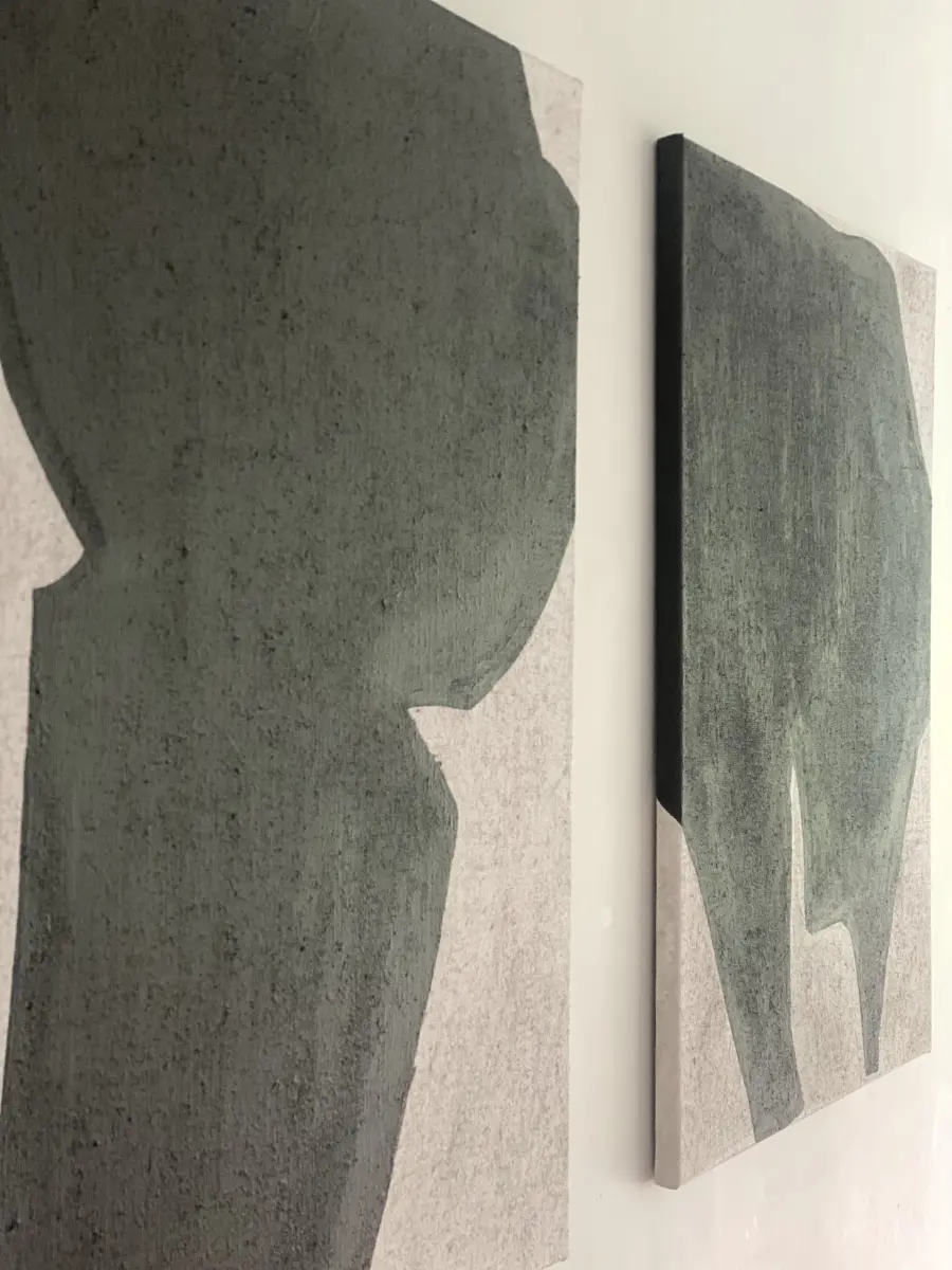 Brigitte Salzmann - nes y & to bow, 2026, acryl auf jute, 80 x 60 cm